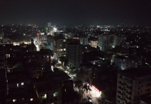 খুলনাতে এখন পরিচিত তেমন আর কেউ থাকে না